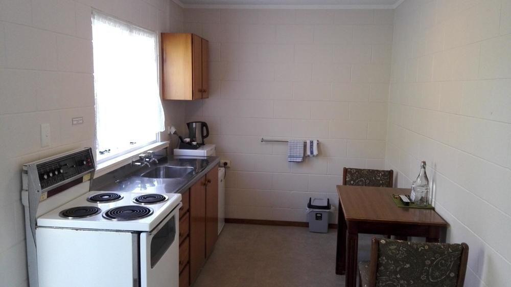 Browns Bay Olive Tree Motel & Apartment Okura Bush Exterior photo